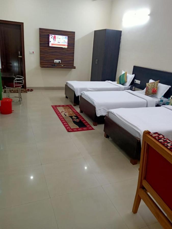 Hotel The Ideal Kushinagar Eksteriør bilde