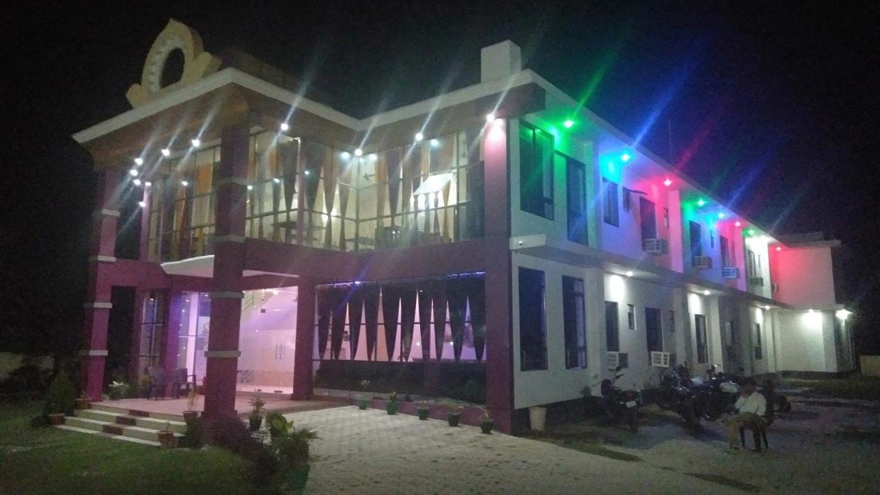 Hotel The Ideal Kushinagar Eksteriør bilde