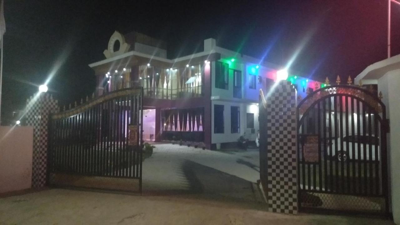 Hotel The Ideal Kushinagar Eksteriør bilde