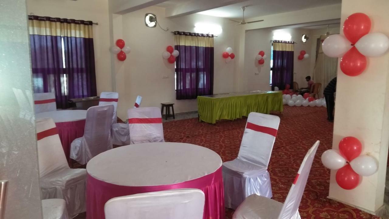 Hotel The Ideal Kushinagar Eksteriør bilde