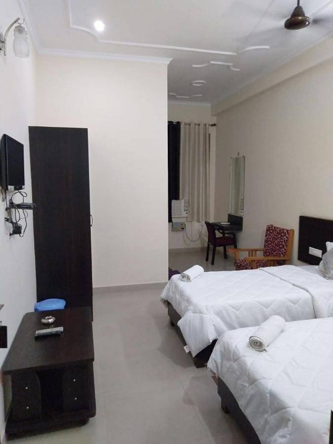 Hotel The Ideal Kushinagar Eksteriør bilde